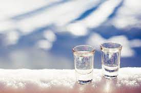 pri kakoy temperature zamerzayet vodka zamerzanie spirta